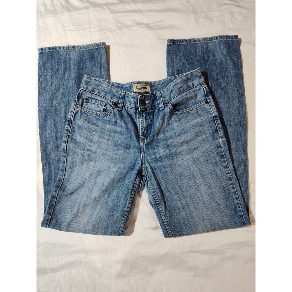 Women's L.L.Bean 8 medium/T denim jeans light straight fit classic mom
